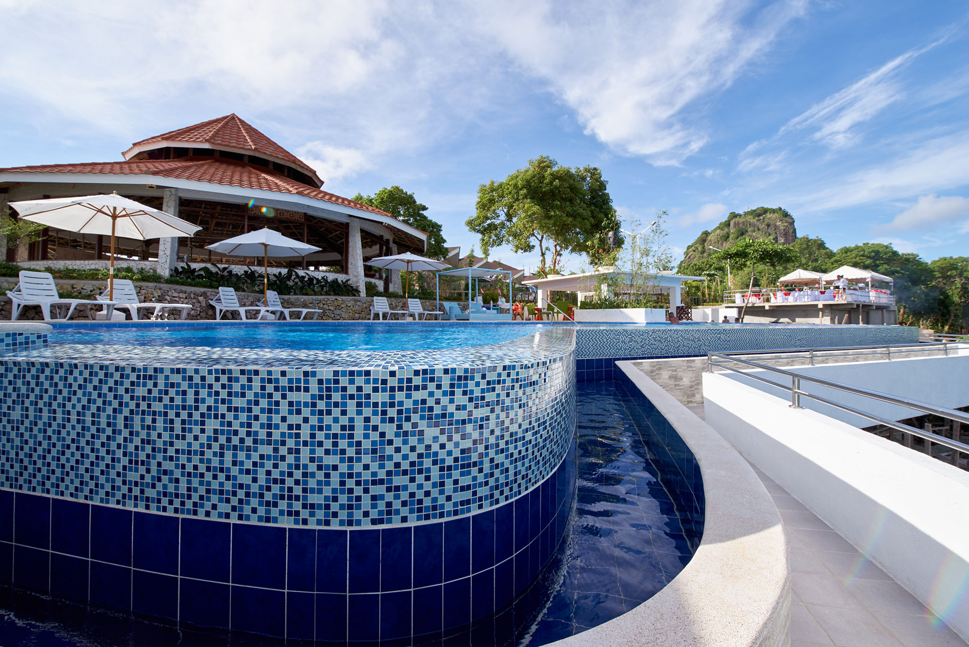 Royal Resort Hotel